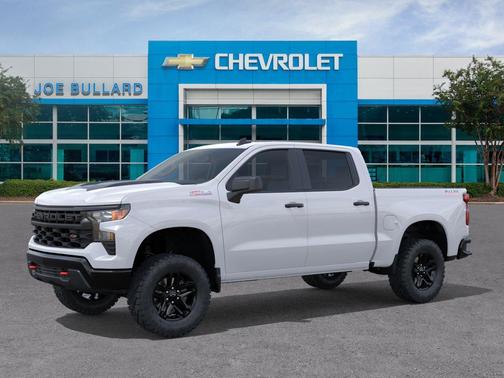 Summit White 2026 Chevrolet Silverado 1500 Custom Trail Boss