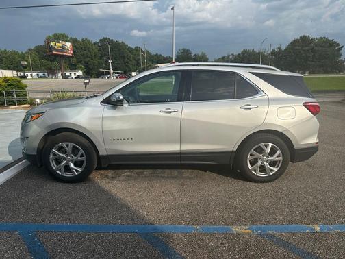 Silver Ice Metallic 2020 Chevrolet Equinox L