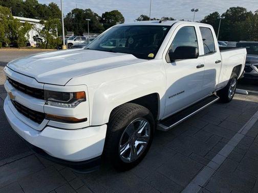 2017 Chevrolet Silverado 1500 Custom