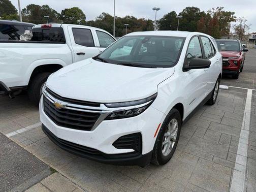 2022 Chevrolet Equinox LS
