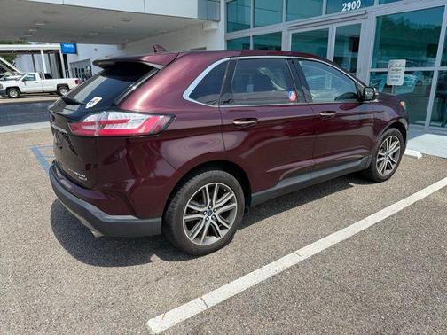 2019 Ford Edge Titanium
