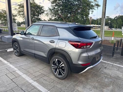 Sterling Gray Metallic 2023 Chevrolet Trailblazer LT