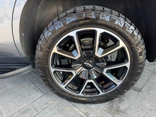 2022 Chevrolet Tahoe 2WD RST
