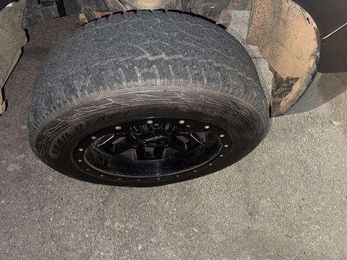 Granite Crystal Metallic Clearcoat 2016 RAM 1500 Big Horn