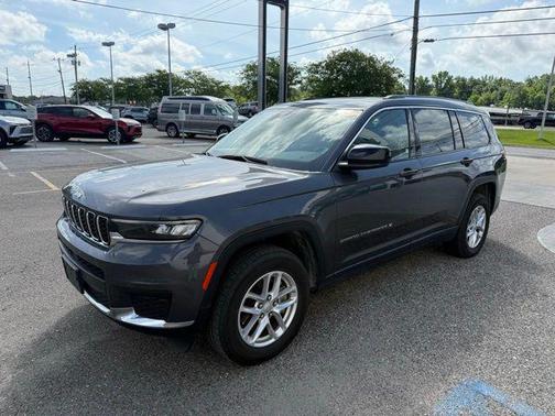 2023 Jeep Grand Cherokee L Laredo