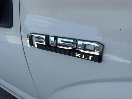 OXFORD WHITE 2018 Ford F-150 XLT