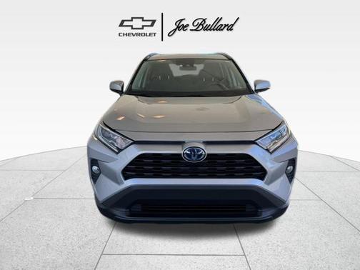 2020 Toyota RAV4 Hybrid XLE