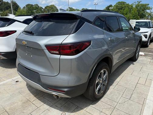 Sterling Gray Metallic 2024 Chevrolet Blazer 2LT