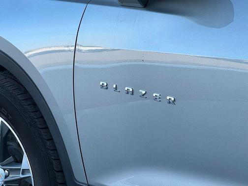 Sterling Gray Metallic 2024 Chevrolet Blazer 2LT