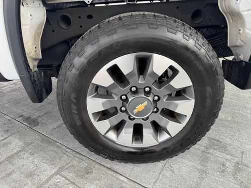 2024 Chevrolet Silverado 2500 Custom