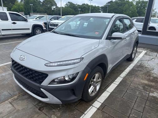 Cyber Silver 2022 Hyundai KONA SE