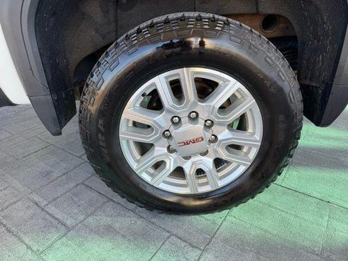 2022 GMC Sierra 2500 SLT