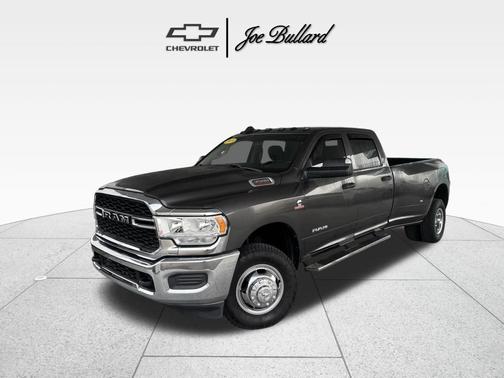 2019 RAM 3500 Tradesman Crew Cab 4x4 8' Box