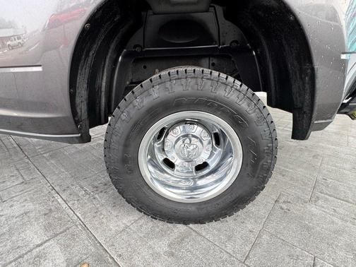 2019 RAM 3500 Tradesman Crew Cab 4x4 8' Box