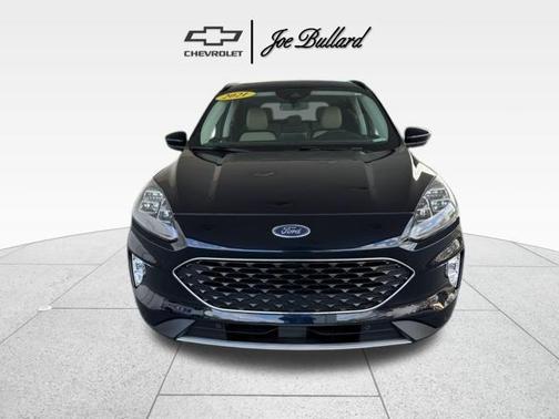 2021 Ford Escape Titanium