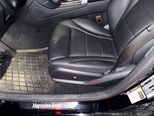 2022 Mercedes-Benz GLC 300 Base