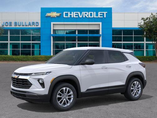 Summit White 2026 Chevrolet Trailblazer LS