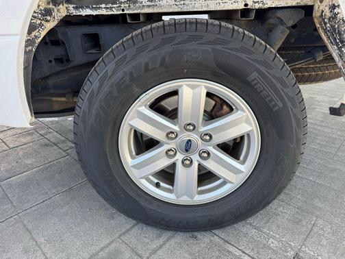 OXFORD WHITE 2018 Ford F-150 XLT