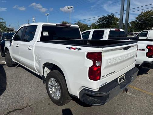 Summit White 2023 Chevrolet Silverado 1500 LT