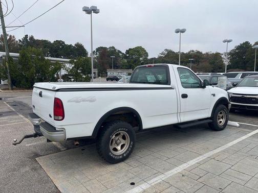 2000 Ford F-150 XL