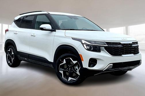 Snow White Pearl 2026 Kia Seltos S