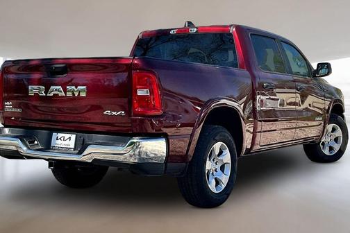 Delmonico Red Pearlcoat 2025 RAM 1500 Big Horn/Lone Star