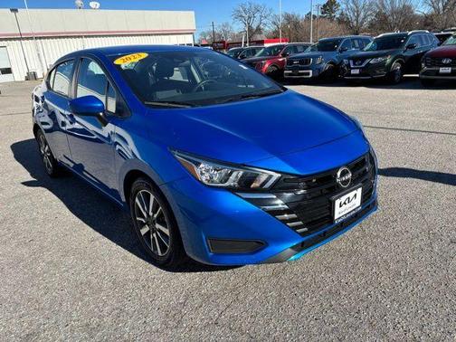 2023 Nissan Versa 1.6 SV