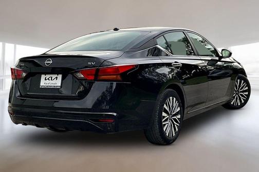 Black 2024 Nissan Altima 2.5 SV
