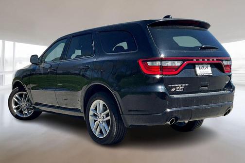 DB Black Crystal Clearcoat 2025 Dodge Durango GT