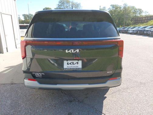 2026 Kia Carnival Hybrid LXS