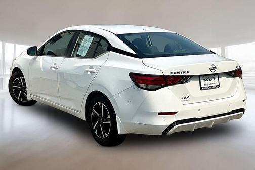Cloud White 2024 Nissan Sentra SV