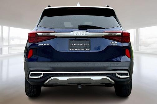 Dark Ocean Blue / White Roof 2023 Kia Seltos S