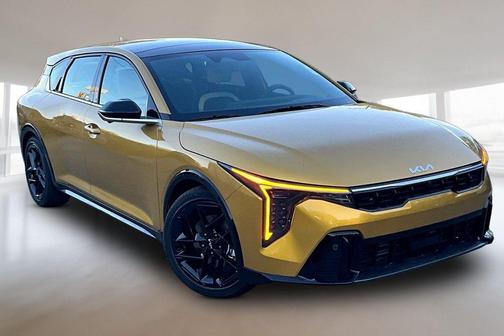 Sparkling 2026 Kia K4 GT-Line Turbo