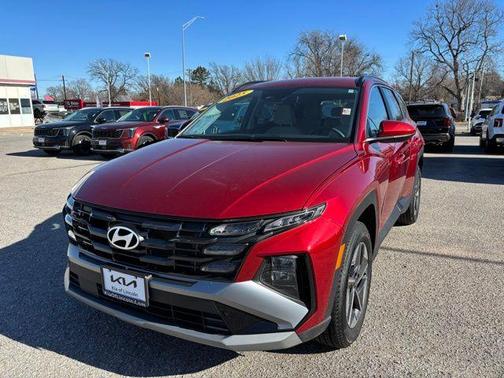 2025 Hyundai TUCSON SEL