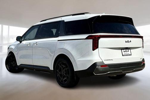 Snow White Pearl 2026 Kia Carnival SX Prestige