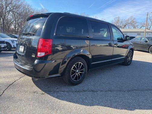 2016 Dodge Grand Caravan R/T