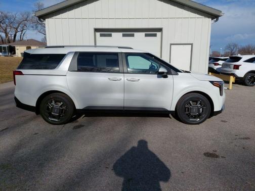 2026 Kia Carnival Hybrid EX