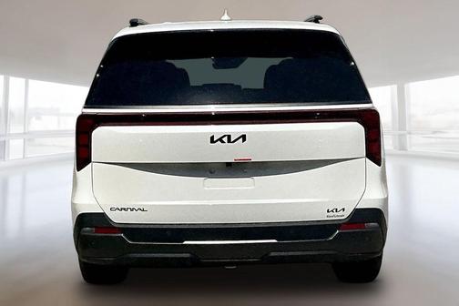 White Pearl 2027 Kia Carnival EX