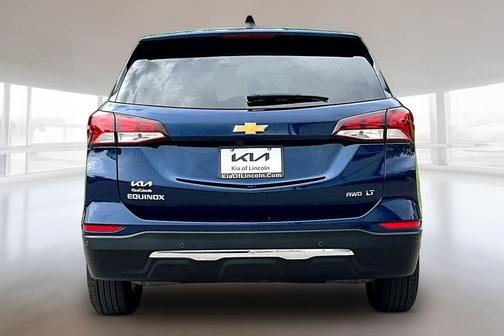 Blue Glow Metallic 2022 Chevrolet Equinox 1LT