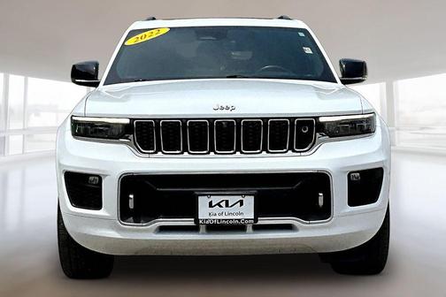 Bright White Clearcoat 2022 Jeep Grand Cherokee L Overland