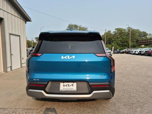 2026 Kia EV9 Wind