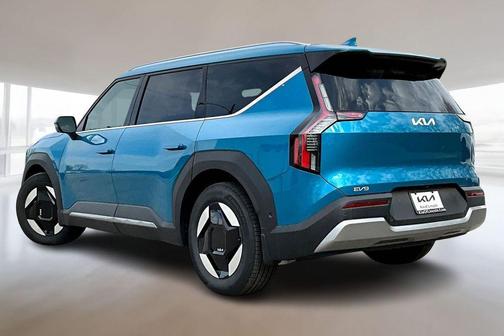 Ocean Blue 2026 Kia EV9 Wind
