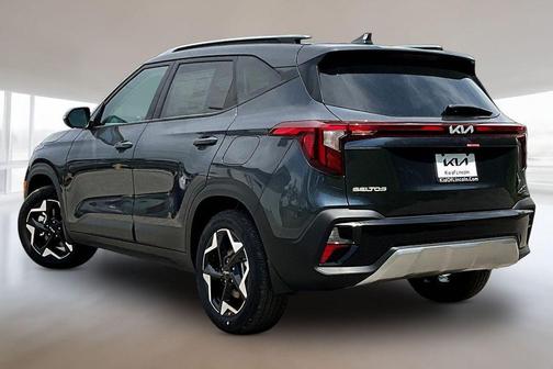 Gray 2026 Kia Seltos S