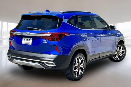 Neptune Blue 2023 Kia Seltos SX