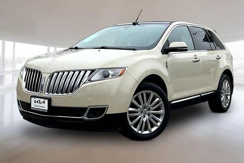 2015 Lincoln MKX Base
