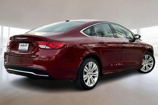 2015 Chrysler 200 Limited