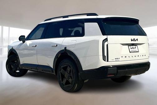 Glacial White Pearl 2027 Kia Telluride SX