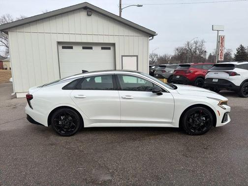 Snow White Pearl 2026 Kia K5 GT-Line