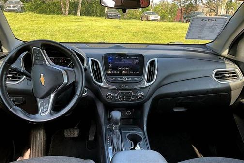 Radiant Red 2023 Chevrolet Equinox 1LT