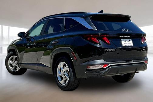 Black Pearl 2024 Hyundai TUCSON SEL
